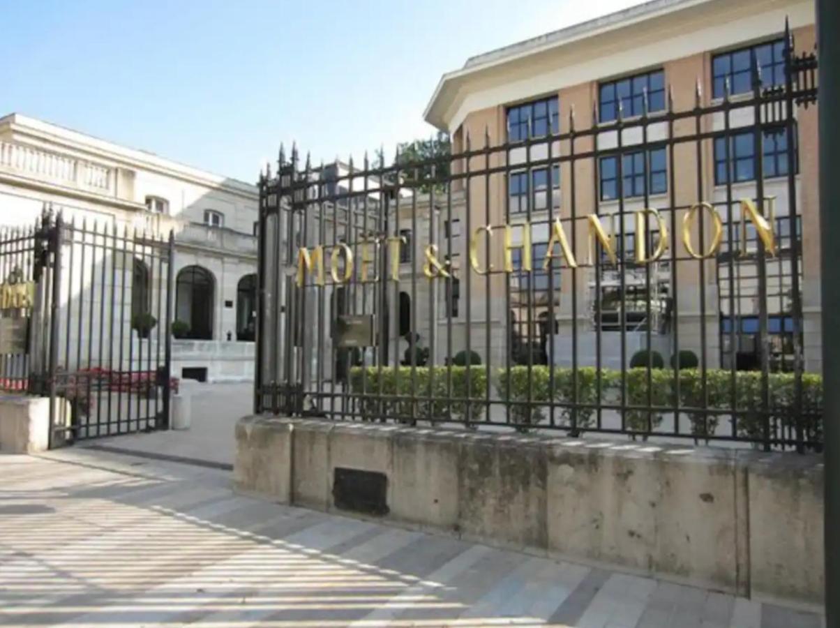 Champagne Therapie: Appartement Cosy Chic, Еперне Екстериор снимка